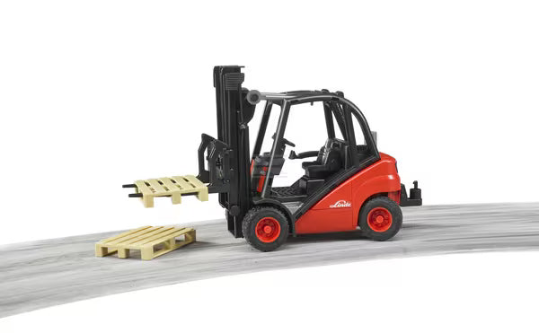 Bruder Linde H35 gaffeltruck og 2 paller