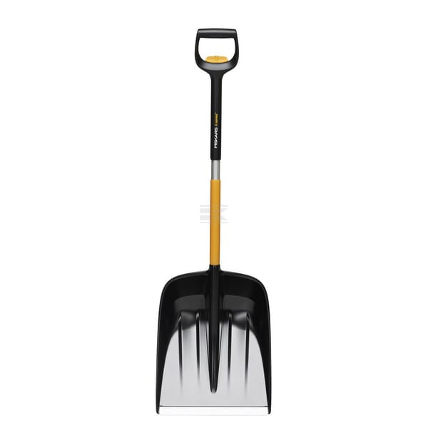 Fiskars Sneskovl X-series med Teleskopskaft