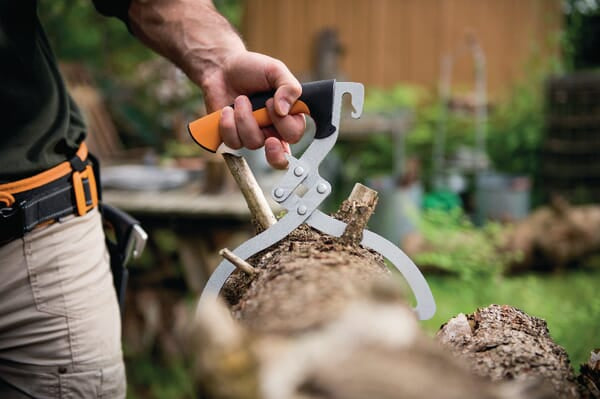 Fiskars Løftetang med hylster, Ø20 cm gribediameter