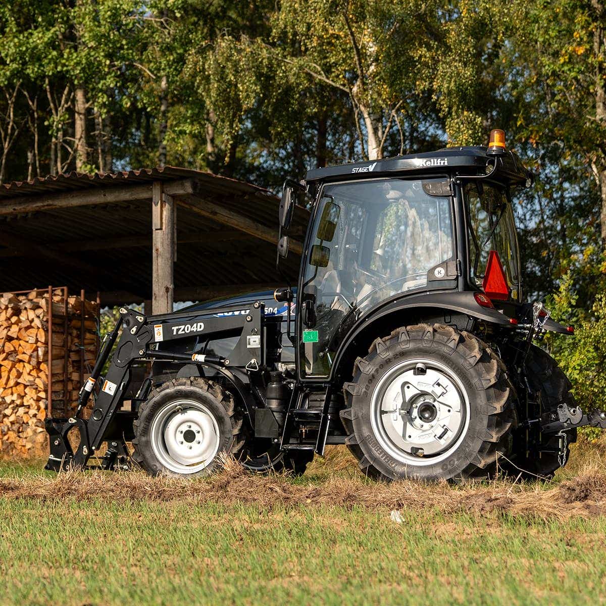 Traktor Lovol 55 hk PRO 4WD med frontlæsser, Stage V – produktbillede 08