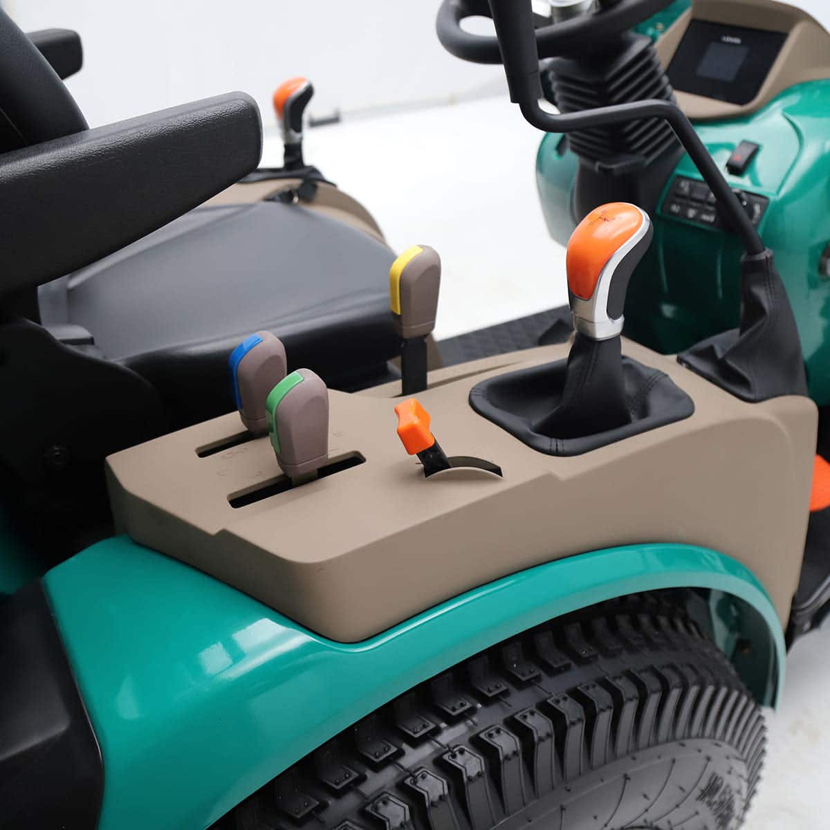 Kompakttraktor Lovol 25 hk, uden førerhus, Stage V – produktbillede 20