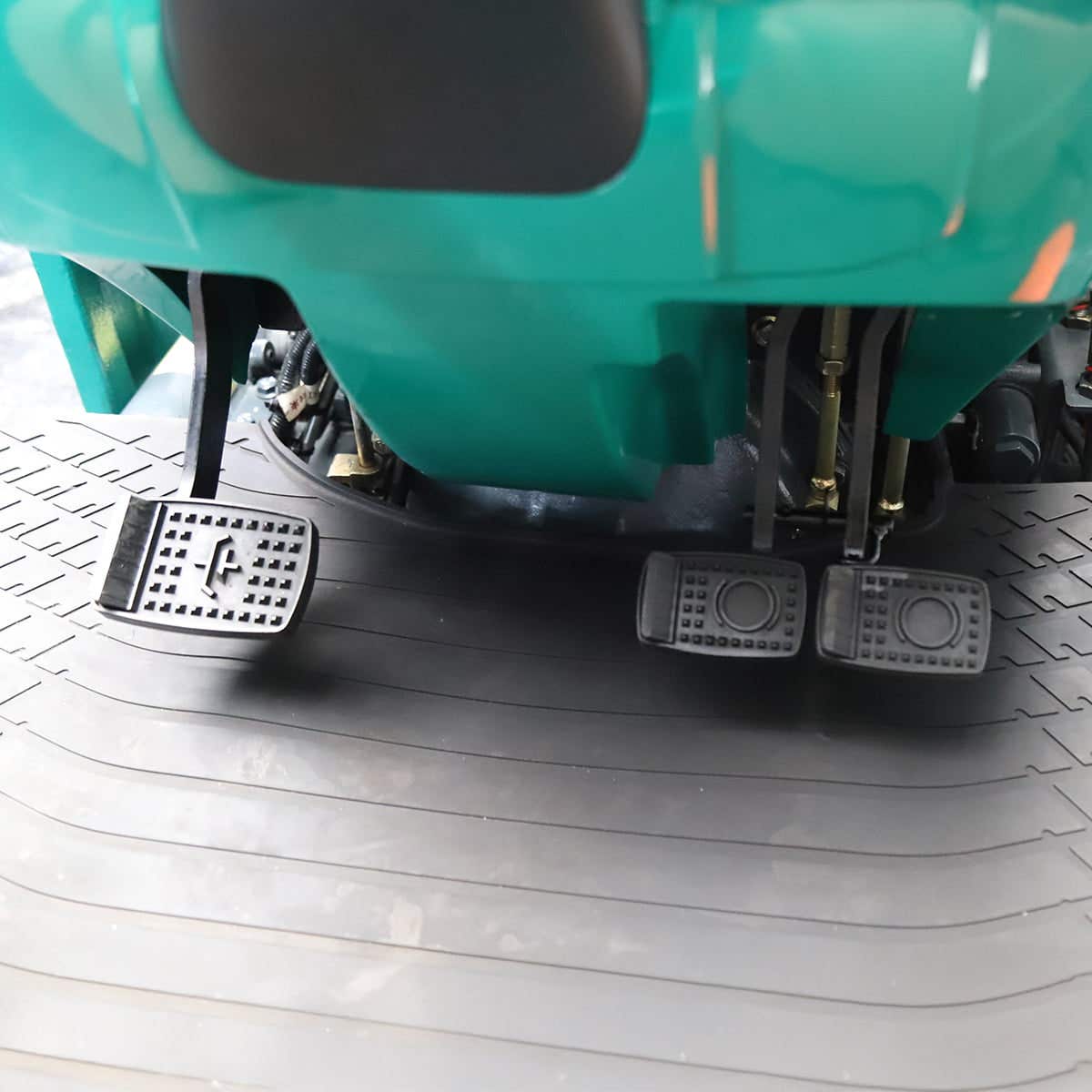 Kompakttraktor Lovol 25 hk, uden førerhus, Stage V – produktbillede 32