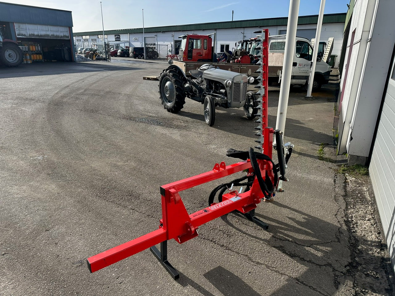 Hækkeklipper til frontlæsser 180cm - Great Dane