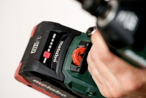 Metabo Akku-slagnøgle SSW 18 LTX 550 BL – Kompakt & Kraftfuld