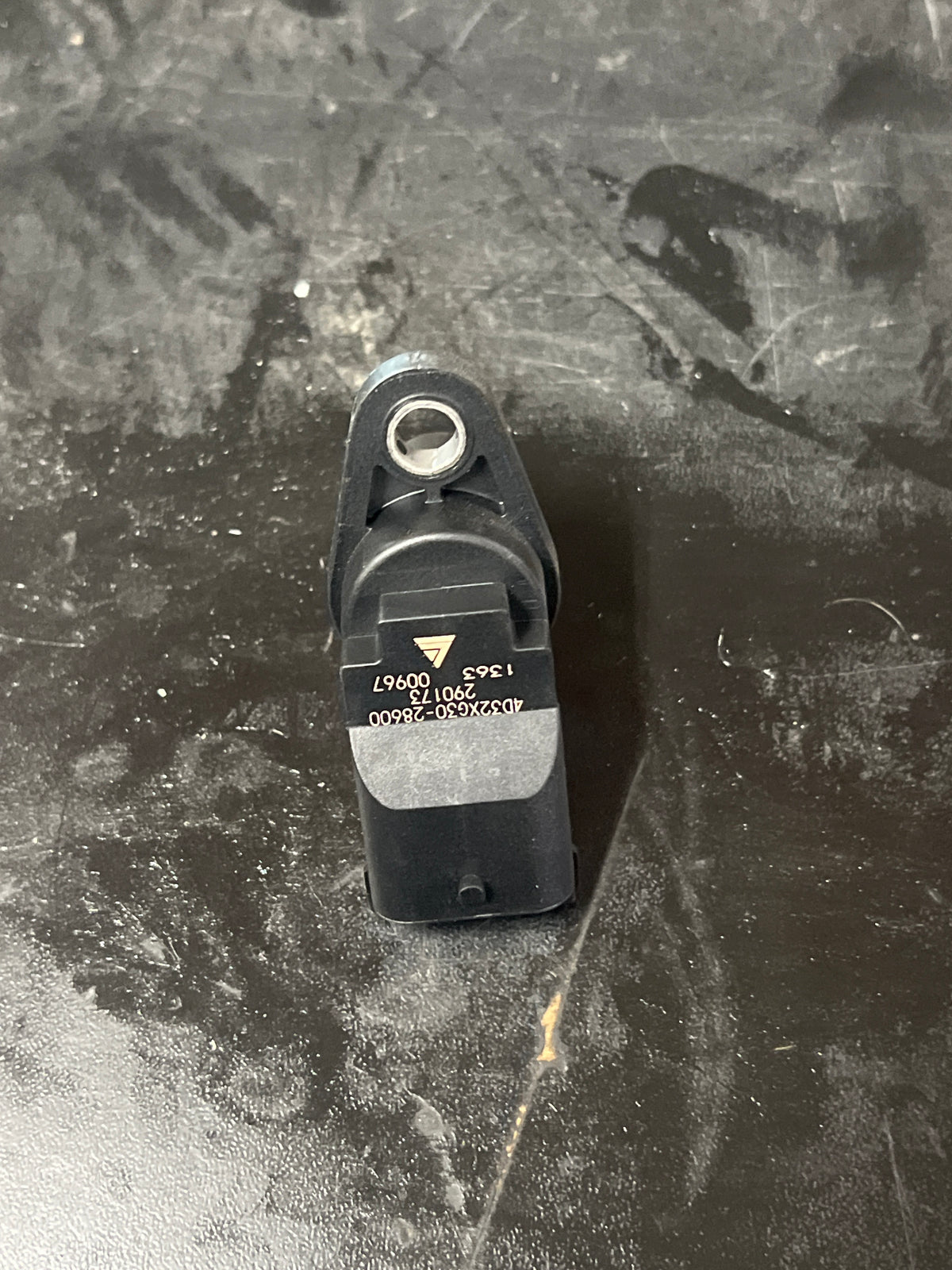 Sensor Xinchai 4D32XG30-28600 HZM