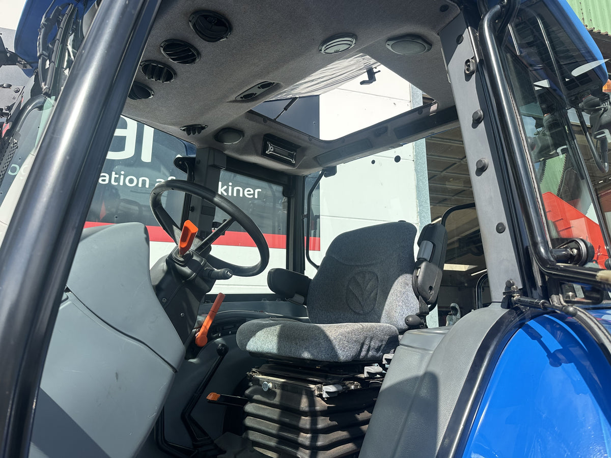 New Holland TL90A