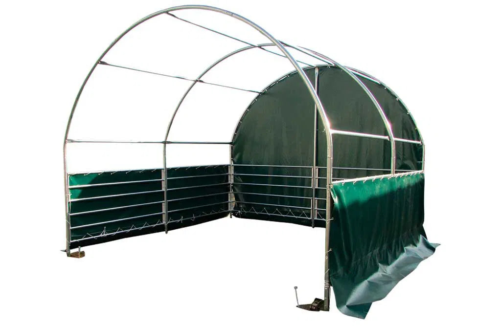 Læskur, 3 x 3 x 2,8 m, med åbne sider