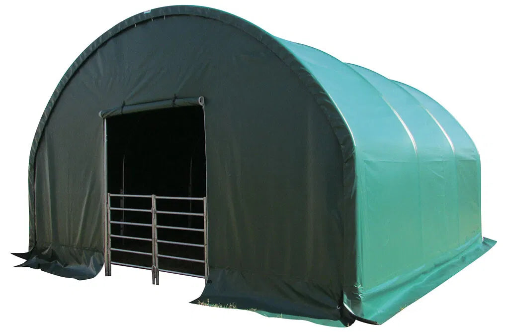 Læskur, 6 x 6 x 3,7 m, med lukket front