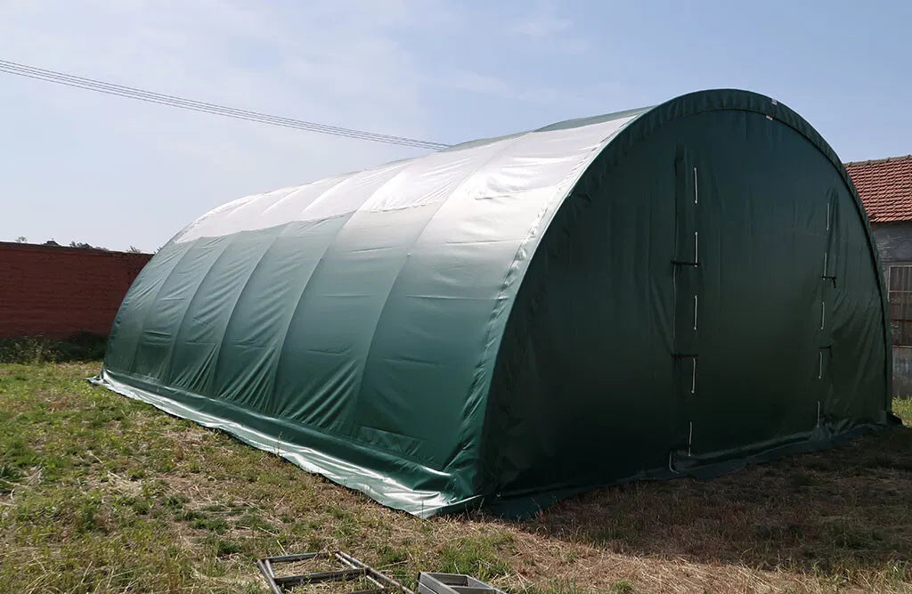 Rundbuehal 12x9x4,5 m, med ovenlys