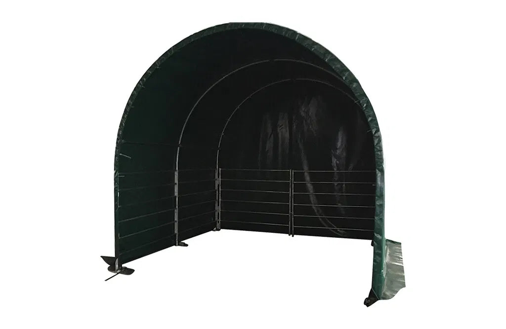 Læskur, 3x3x2,8 m, med lukkede sider
