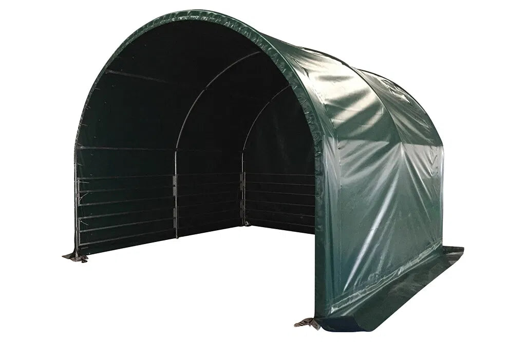 Læskur, 4x4x3,15 m, med lukkede sider