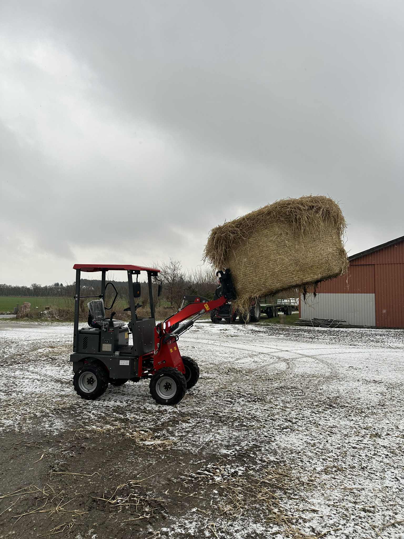 HZM 805E - Inkl. Skovl og pallegafler