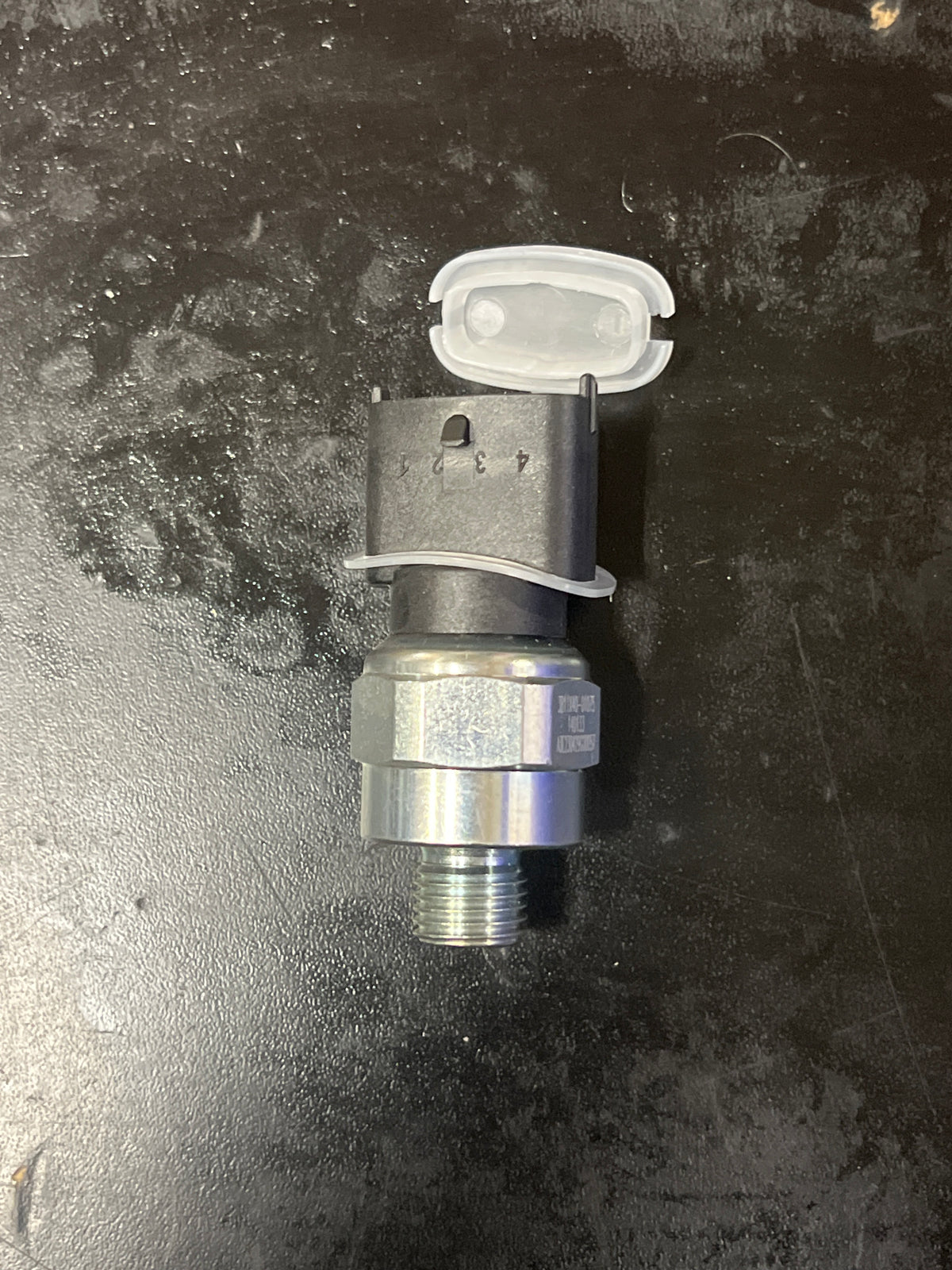 Sensor Xinchai 3B11X40-01075 HZM