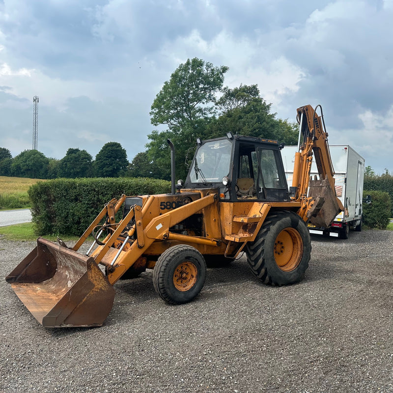 Case 580 F