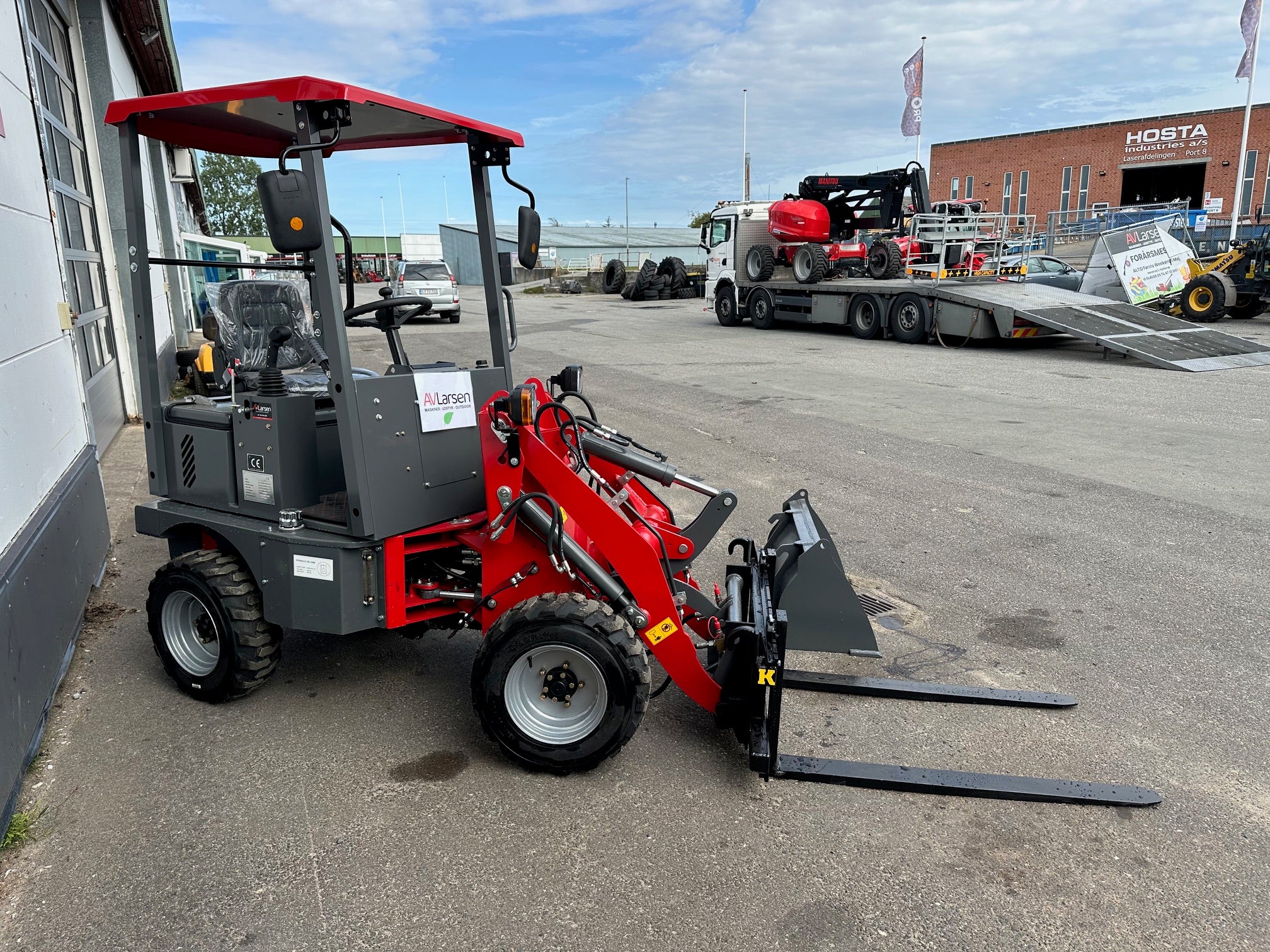 HZM 805E - Inkl. Skovl og pallegafler