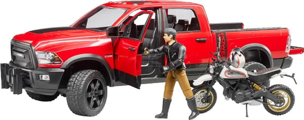 Bruder Ram 2500 Pickup med Ducati Scrambler Racer