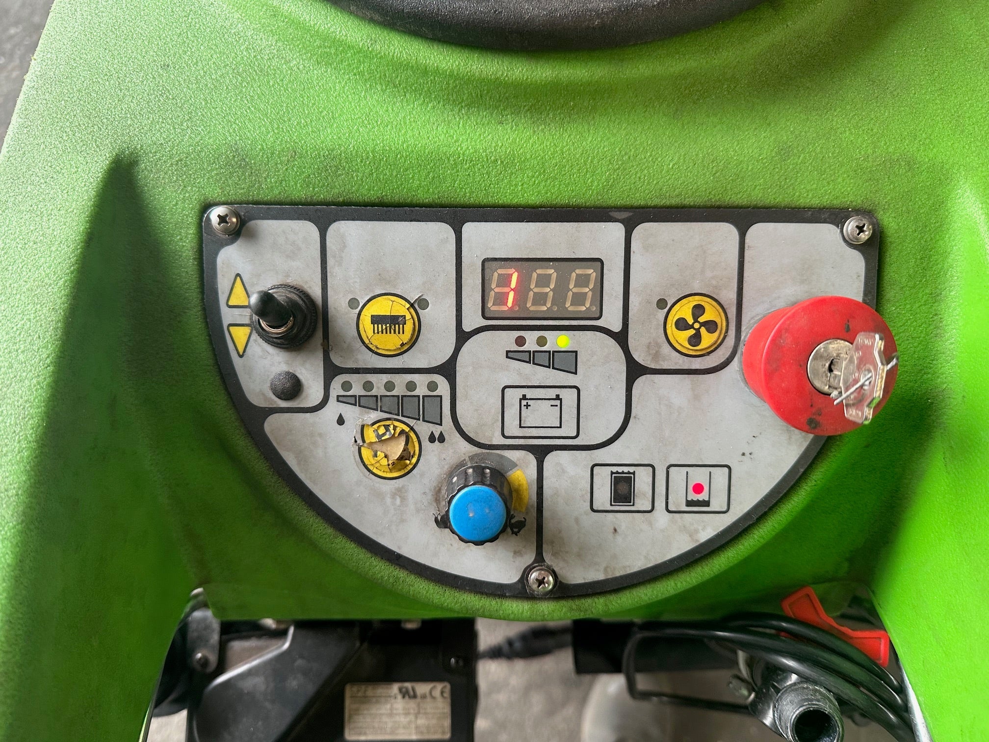 Gansow CT40 Gulvvasker. Kun 139 timer drift fra AV - Larsen - AV - Larsen