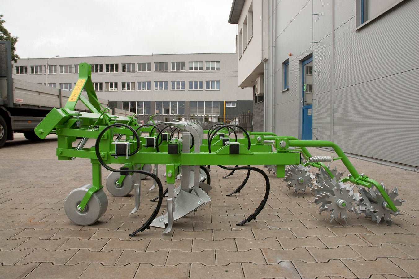 Hyppeplov kraftig udgave med ruller 5 rækket - Bomet fra AV - Larsen - AV - Larsen