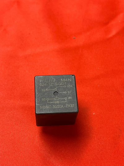 HZM Relæ 24V 30/20A 5-pin FLJD M4N (Minilæsser)