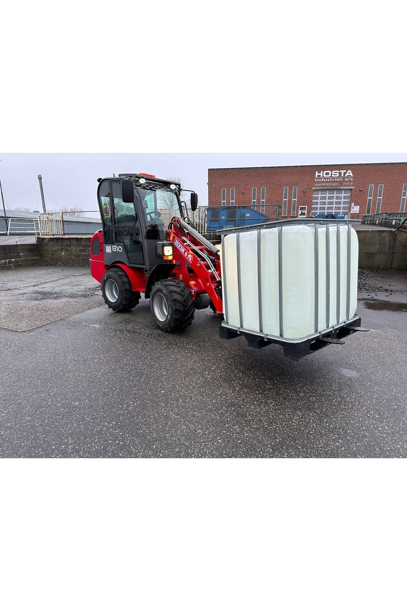 HZM 810 PRO med kabine fra AV - Larsen - AV - Larsen